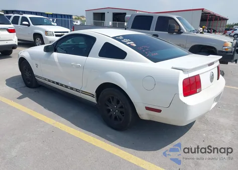 2009 Ford Mustang V6/V6 Premium from USA, damaged, VIN 1ZVHT80N795105796